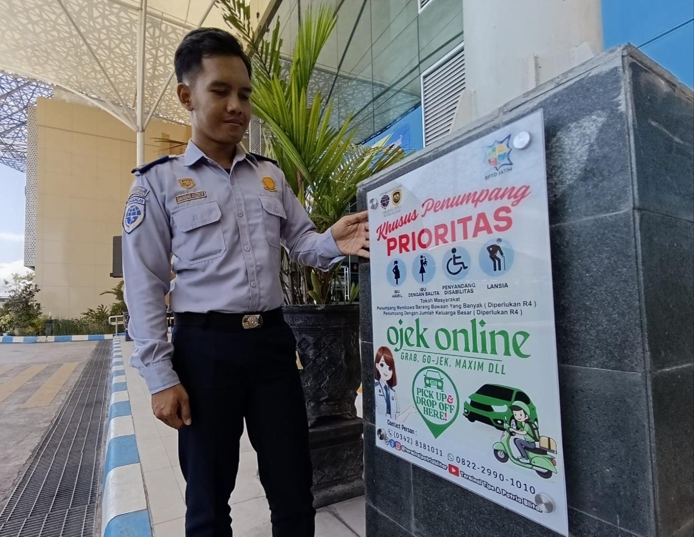 Angkutan Online Boleh Jemput Penumpang Kelompok Rentan di Dalam Terminal Patria Blitar 