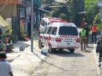 Ambulans-pembawa-jenazah-santri.jpg