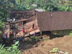 Asesmen-Tanah-longsor-Gandusari-Blitar.jpg