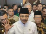 Menteri-Sosial-Mensos-Saifullah-Yusuf-saat-diwawancara.jpg