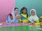 Novita-hardini-bunda-PAUD-trenggalek.jpg