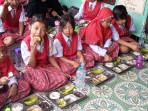Para-siswa-di-SDN-03-Rejoagung.jpg