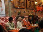Pasangan-Vinanda-Gus-Qowim-Safari-Politik-ke-PKS-Kota-Kediri.jpg