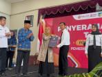 Penyerahan-SK-PPPK-Pemkab-Kediri-oleh-Wabup.jpg