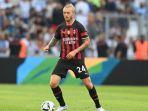Simon-Kjaer-Bek-AC-Milan-yang-absen.jpg