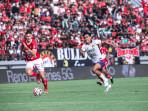 Striker-persik-wigi-Pratama.jpg