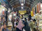 Suasana-wisata-kuliner-buka-puasa-di-pasar-ramadhan.jpg