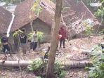 angin-puting-beliung-di-suruh-trenggalek.jpg