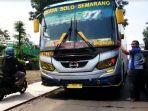 bus-sugeng-rahayu-ngeblong-dipaksa-mundur-oleh-polisi.jpg