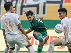 hasil-babak-1-Persebaya-Vs-Persija-jakarta.jpg