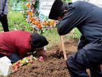 istri-polisi-korban-tragedi-kanjuruhan-asal-Trenggalek.jpg