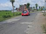 jalan-rusak-di-durenan-trenggalek.jpg