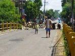 jembatan-kutorejo-ditutup-total.jpg