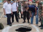 lubang-misterius-depan-puskesmas-sendang-tulungagung.jpg