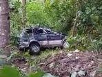 mobil-rombongan-pengantin-terjun-ke-jurang-di-trenggalek.jpg