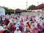 shalat-idul-fitri-muhammadiyah-di-bangkalan-madura.jpg