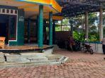 tanah-retak-di-dongko-trenggalek.jpg