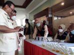 tes-urine-ASN-pemkot-blitar-setelah-apel.jpg