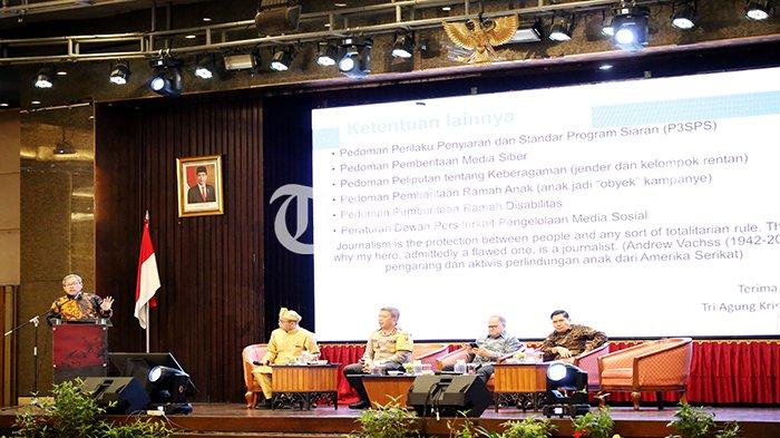 Berita Foto: DAMAI Tanpa Hoaks, Kapolda Sumut Ajak Seluruh Masyarakat Sukseskan Pemilu 2024 - 06112023_DISKUSI_ABDAN-SYAKURO-12.jpg