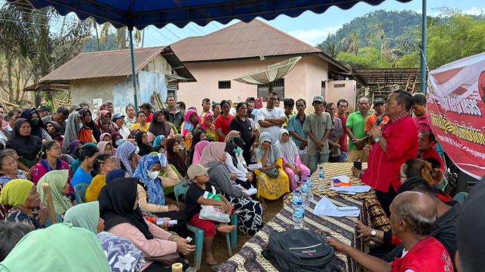 1 juta per kk untuk korban banjir tapteng dari padip sumut