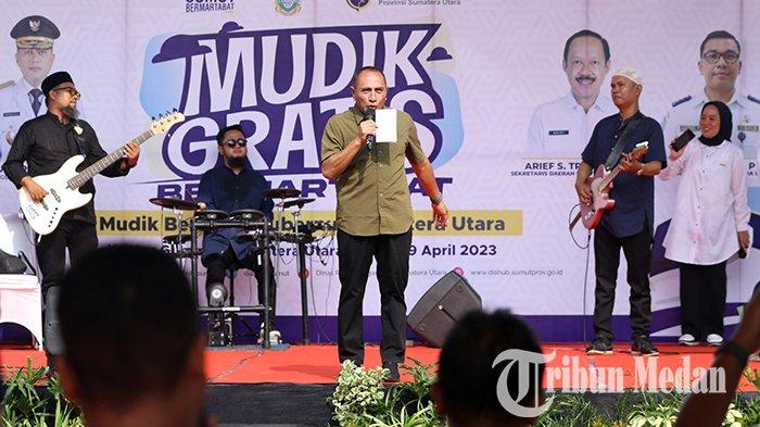 Berita Foto: Edy Rahmayadi Melepas Iringan Bus Mudik Gratis Pemprov Sumut, Banyak Yang Kosong - 19042023_MELEPAS_MUDIK_GRATIS_PEMPROV_DANIL_SIREGAR_4jpg.jpg