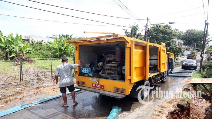 Berita Foto: Kepala BPBD Klaim Hanya Satu Titik Wilayah yang Banjir di Medan, Begini Kondisinya - 31102022_PASKA-BANJIR_ABDAN-SYAKURO-4.jpg
