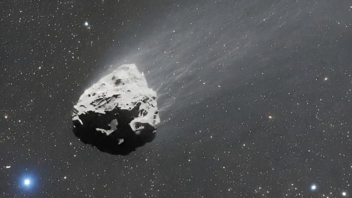 ASTEROID RAKSASA- 99942 Apophis merupakan asteroid raksasa yang awalnya diperkirakan akan menabrak bumi. Ukurannya seluas tiga lapangan bola.