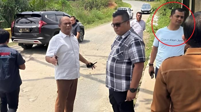 BERSAMA TOPAN- AKBP Yasir Ahmadi terpantau bersama eks Kadis PUPR Sumut, Topan Ginting dalam sebuah kesempatan.
