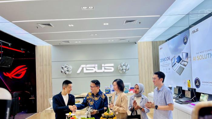 ASUS Resmikan Toko Eksklusif di Medan, Tawarkan Pengalaman Berbelanja Teknologi Terlengkap