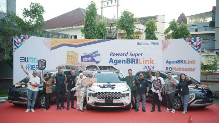 Beri Apresiasi! BRI Bagikan Mobil Kepada Agen BRILink Berprestasi