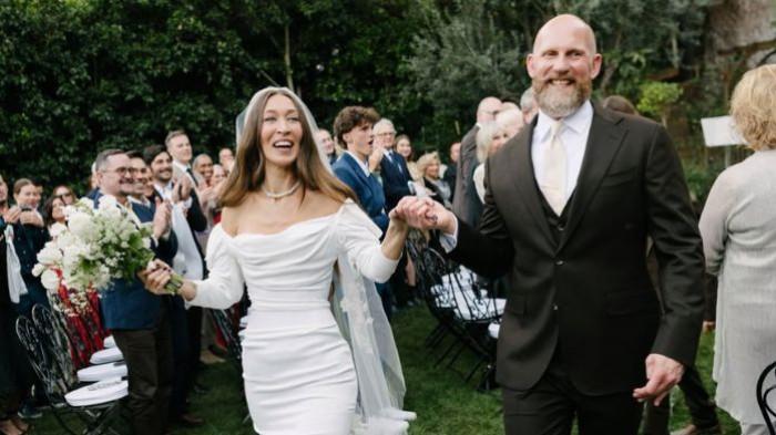 Alana Hadid menikahi kekasihnya