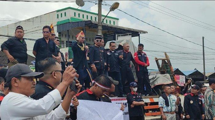 Aliansi Masyarakat Pakpak Silima Suak Lakukan Unjuk Rasa, Ini Tuntutannya