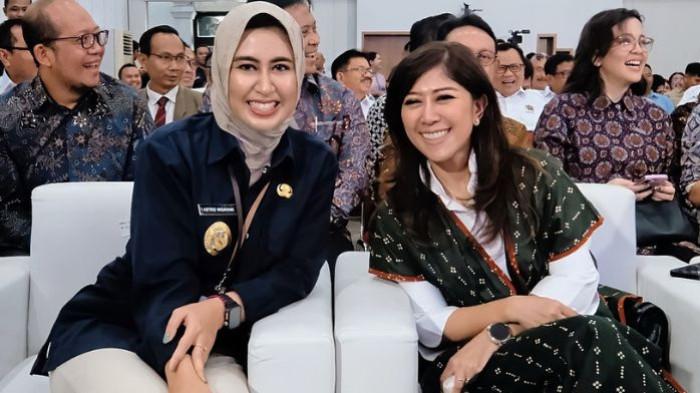 BERSAMA MENKOMDIGI- Astrid Widayani, Wakil Wali Kota Solo saat foto bersama dengan Menteri Komunikasi dan Digital (Komdigi) Meutya Hafid.