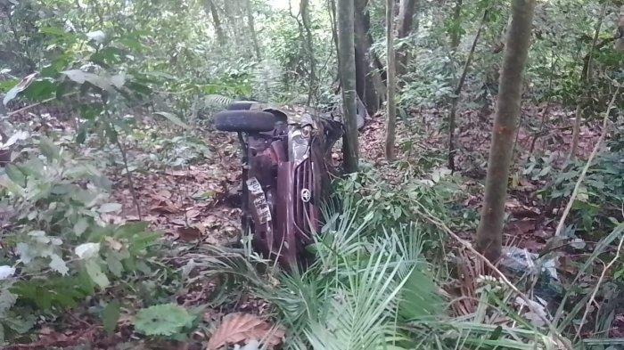 Mobil Avanza Terjun Bebas Masuk Jurang Sedalam 20 Meter di Bengkulu Tengah, Begini Kondisi Penumpang