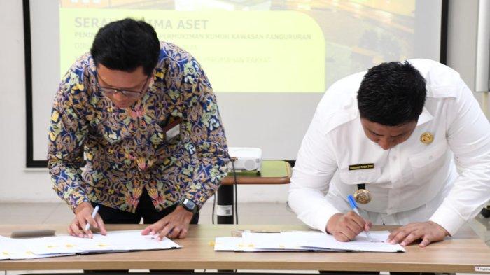 Bupati Samosir Tandatangani Serah Terima Pengelolaan Aset BMN