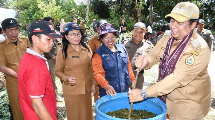 Berkantor di Saitnihuta dan Lumban Pinggol, Bupati: Perbaikan Jalan Harus Didukung Pelepasan Lahan