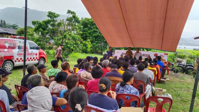 Bantuan benih diberikan kepada masyarakat tiga desa di Kenegerian Buhit.