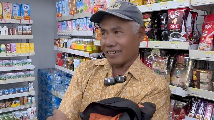 Bapak Mardin Pengayuh Becak