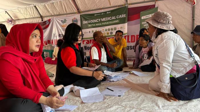 Bendahara DPD PDIP Sumut bagikan bantuan kemanusiaan di Tapteng