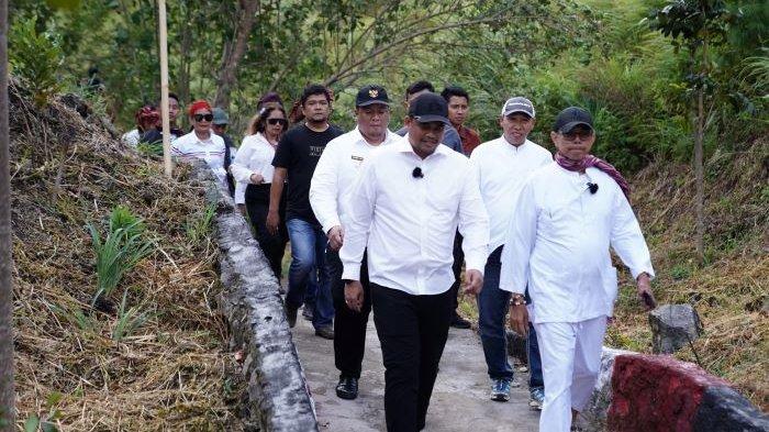Gubernur Sumut Kunjungi Festival Edukasi Leluhur Batak di Samosir
