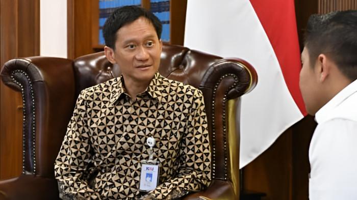 DIRUT KAI- Bobby Rasyidin, Direktur Utama PT Kereta Api Indonesia (KAI).