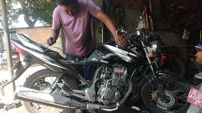 Warga Jombang Ngeluh Motornya Brebet Usai Isi Pertalite, Apa Sudah Mulai Dicampur Etanol?