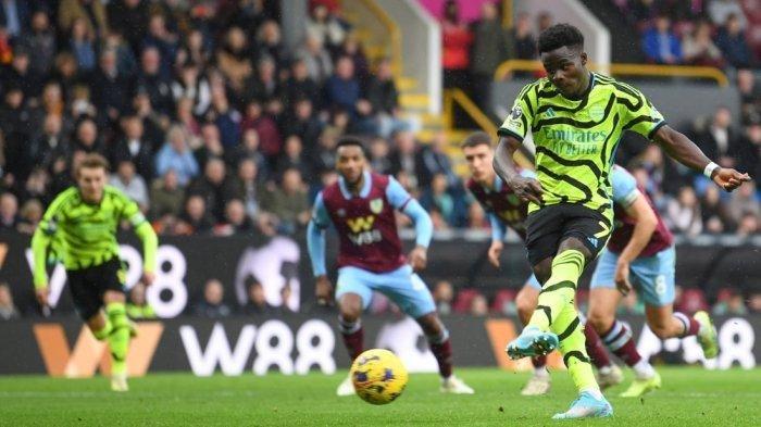 HASIL Liga Inggris - Arsenal Bantai Burnley 5-0, Saka Brace hingga Diwarnai Lemparan Mirip Arhan