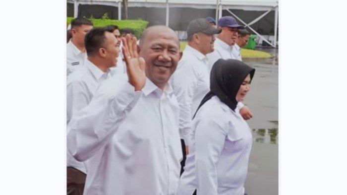BUPATI LANGKAT - Bupati Kabupaten Langkat Syah Afandin atau Ondim bersama Tiorita Surbakti mengikuti pelantikan di istana presiden, 20 Februari 2025 lalu.