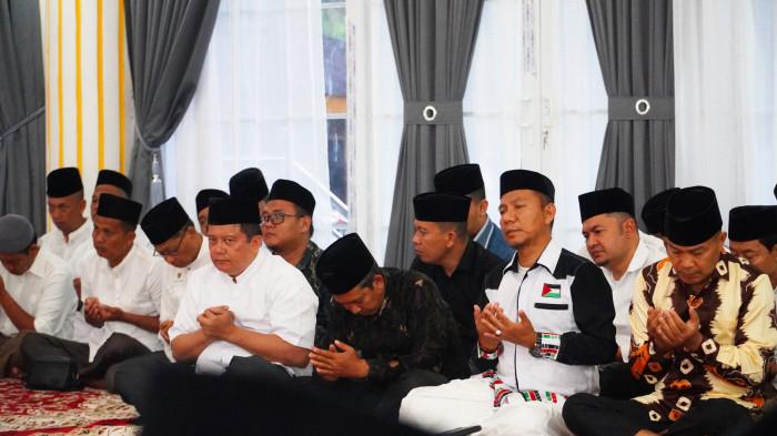 Bupati Langkat Syah Afandin Berbuka Puasa