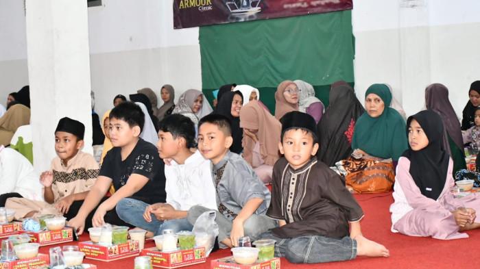 Bupati Toba Hadiri Buka Puasa Bersama di Masjid Al-Hadhonah Balige