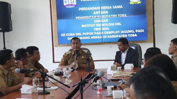 Bupati Toba & IT Del Jalin Kerja Sama