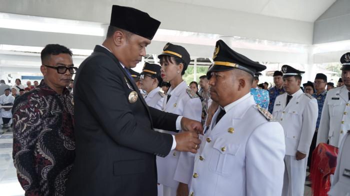 Bupati Toba Lantik 98 Pejabat