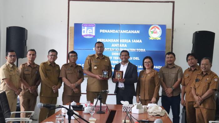 Bupati Toba & IT Del Jalin Kerja Sama