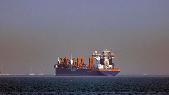 Kapal tanker China diizinkan Iran untuk melewati Selat Hormuz yang ditutup Korps Garda Revolusi Iran (IRGC) sejak 28 Februari 2026. @ChinaNow24,Rabu (4/3/2026).
